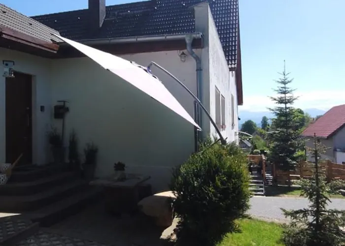 Apartment Pod Uwalonym Debem