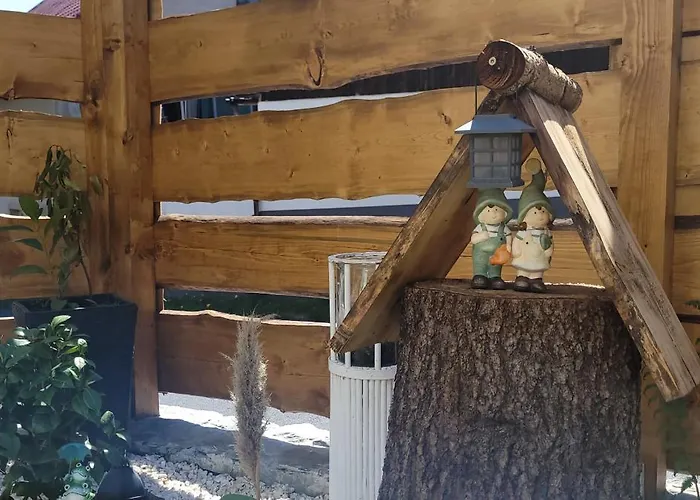 شقة Pod Uwalonym Debem